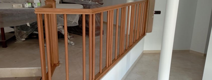 pintar barandilla de madera